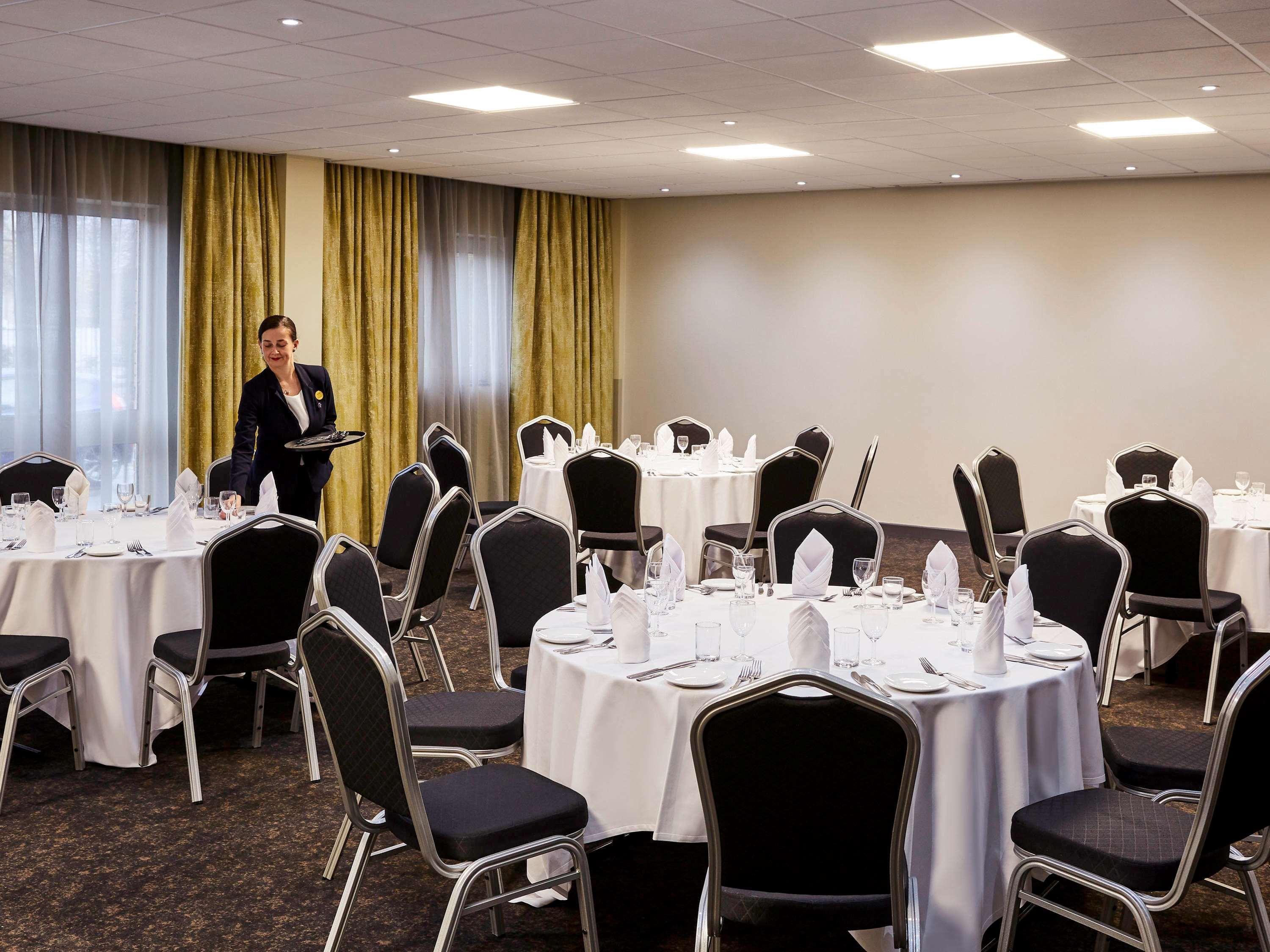 Novotel Wolverhampton City Centre Εξωτερικό φωτογραφία